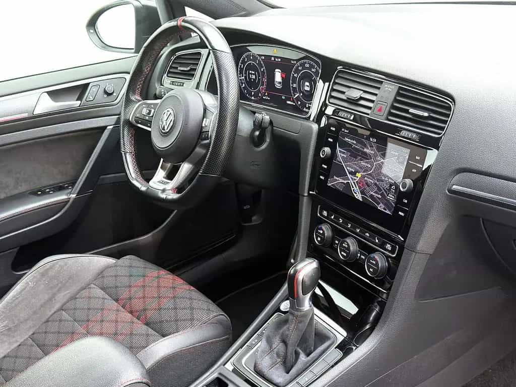 Volkswagen Golf 7 GTI TCR *LED*Digital*RFK*Akrapovic* 11/2019-photo-4