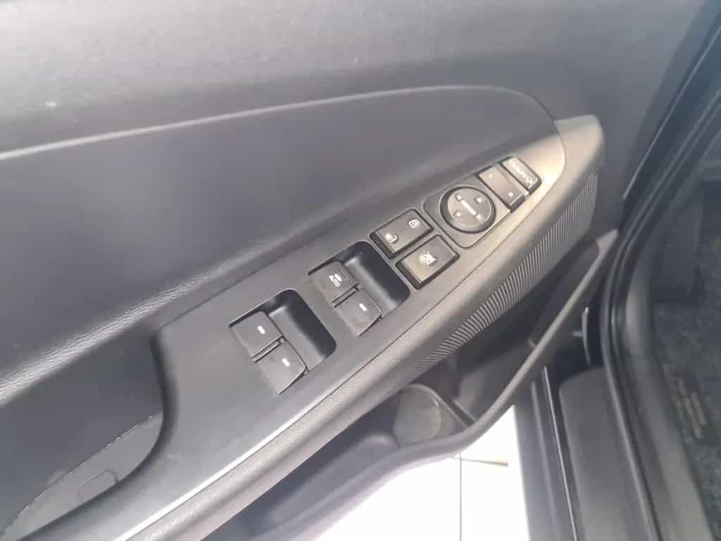Hyundai Tucson Style 2WD / KLIMA / NAVI / GARANTIE 09/2018-photo-12