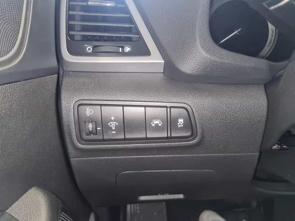 Hyundai Tucson Style 2WD / KLIMA / NAVI / GARANTIE 09/2018-photo-18