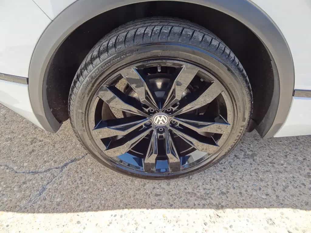 Volkswagen Tiguan 11/2019-photo-10
