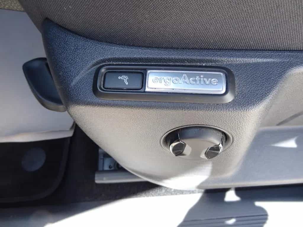 Volkswagen Tiguan 11/2019-photo-17