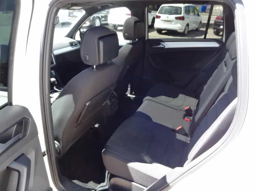 Volkswagen Tiguan 11/2019-photo-18
