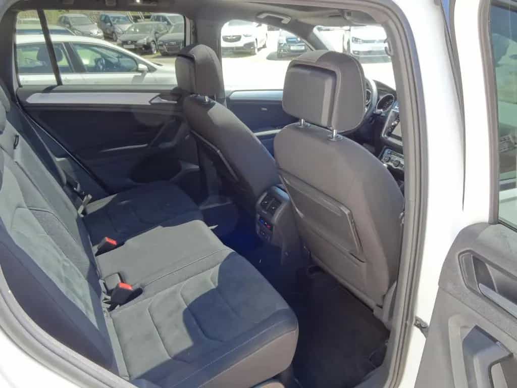 Volkswagen Tiguan 11/2019-photo-22