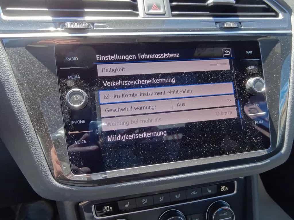 Volkswagen Tiguan 11/2019-photo-30