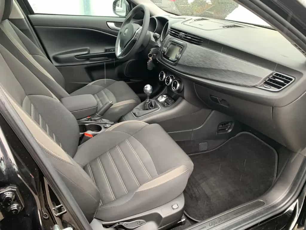 Alfa Romeo Giulietta Super 1,4 Xenon Temp Shzg 25TKM 1.Hand 08/2019-photo-22