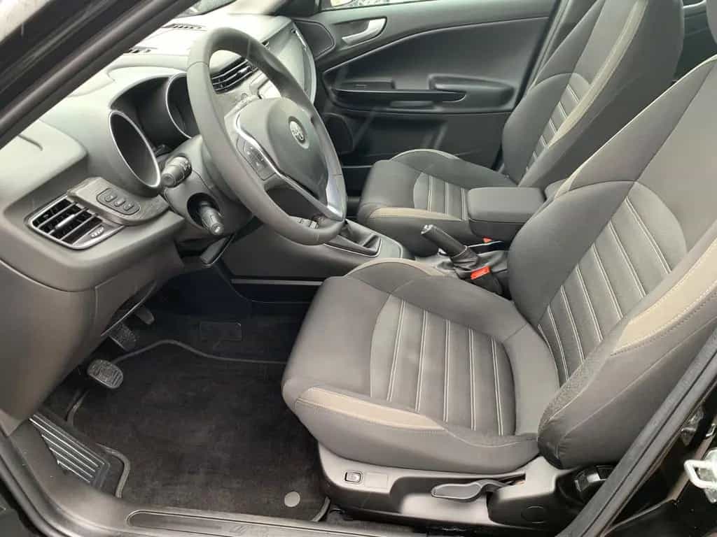 Alfa Romeo Giulietta Super 1,4 Xenon Temp Shzg 25TKM 1.Hand 08/2019-photo-8