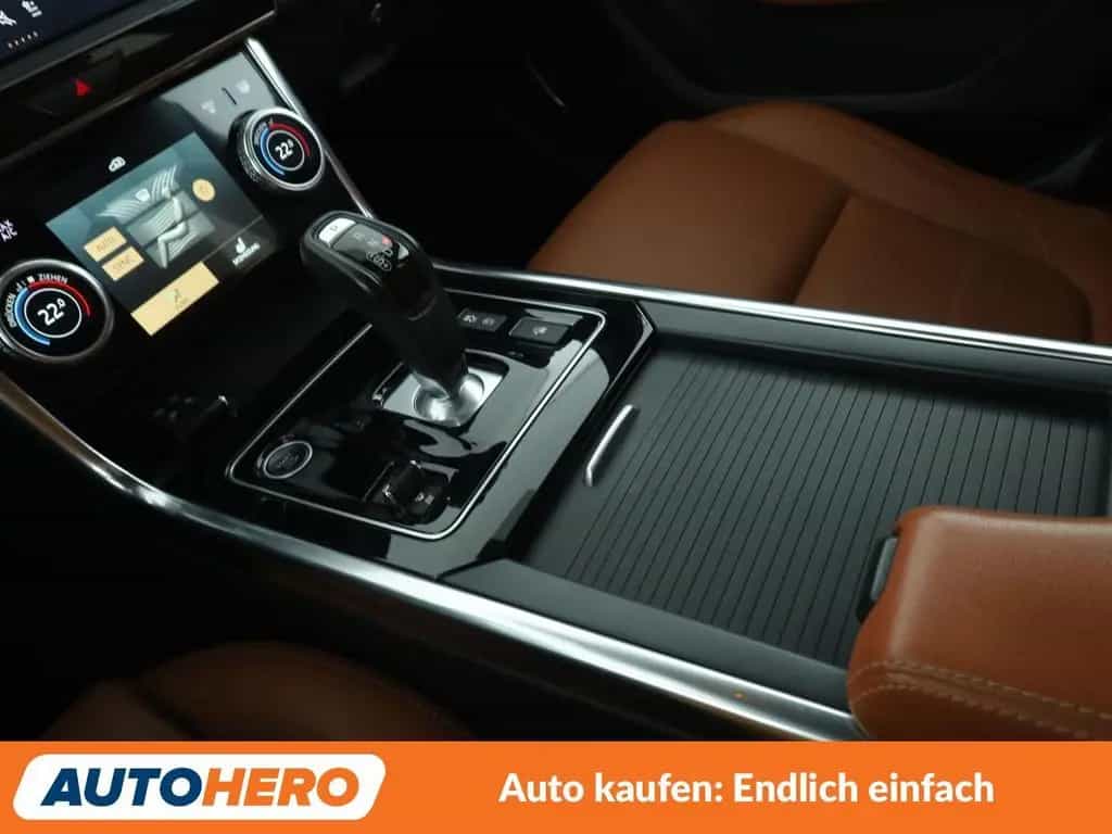 Jaguar XE 25t R-Dynamic SE Aut.*NAVI*360CAM*ACC*LED* 04/2021-photo-29