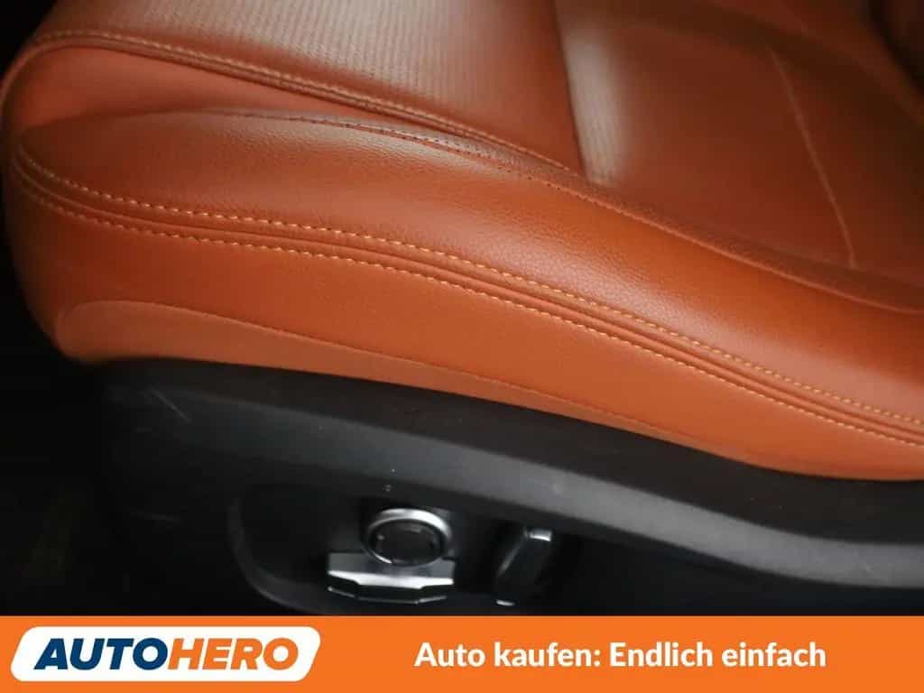 Jaguar XE 25t R-Dynamic SE Aut.*NAVI*360CAM*ACC*LED* 04/2021-photo-38