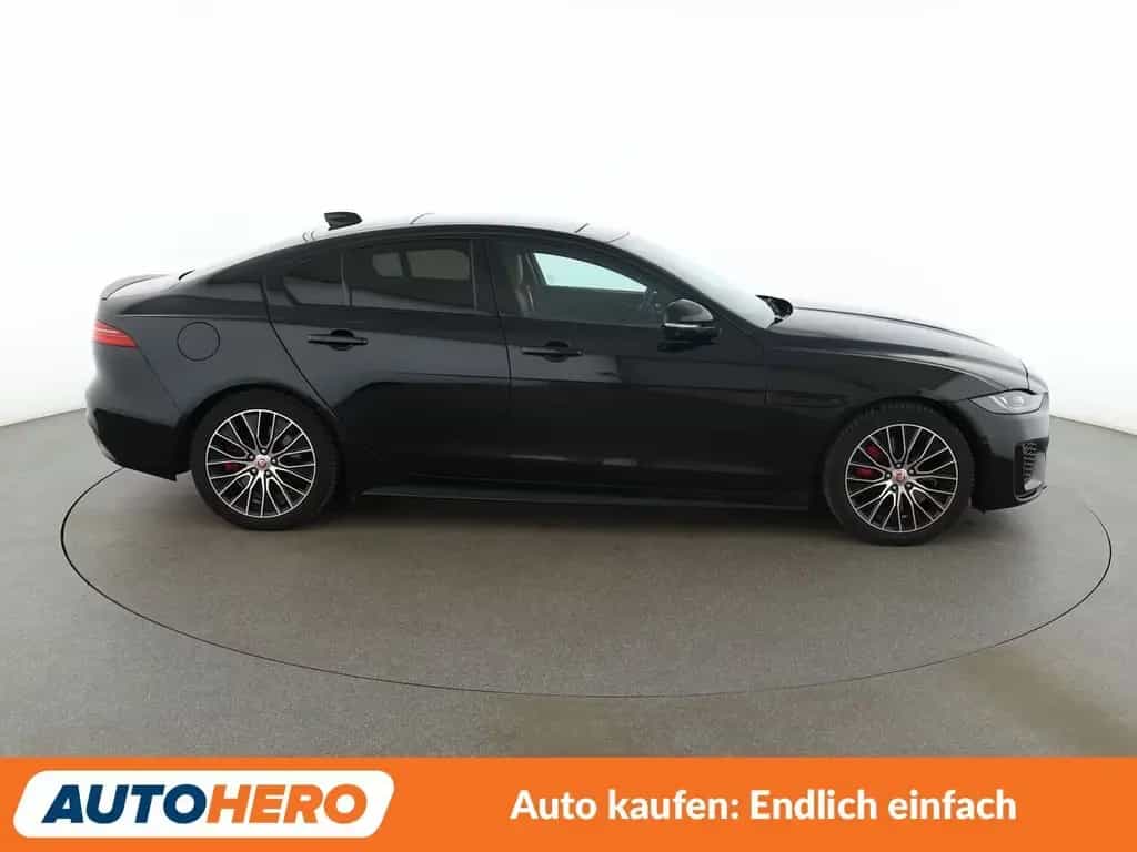 Jaguar XE 25t R-Dynamic SE Aut.*NAVI*360CAM*ACC*LED* 04/2021-photo-6