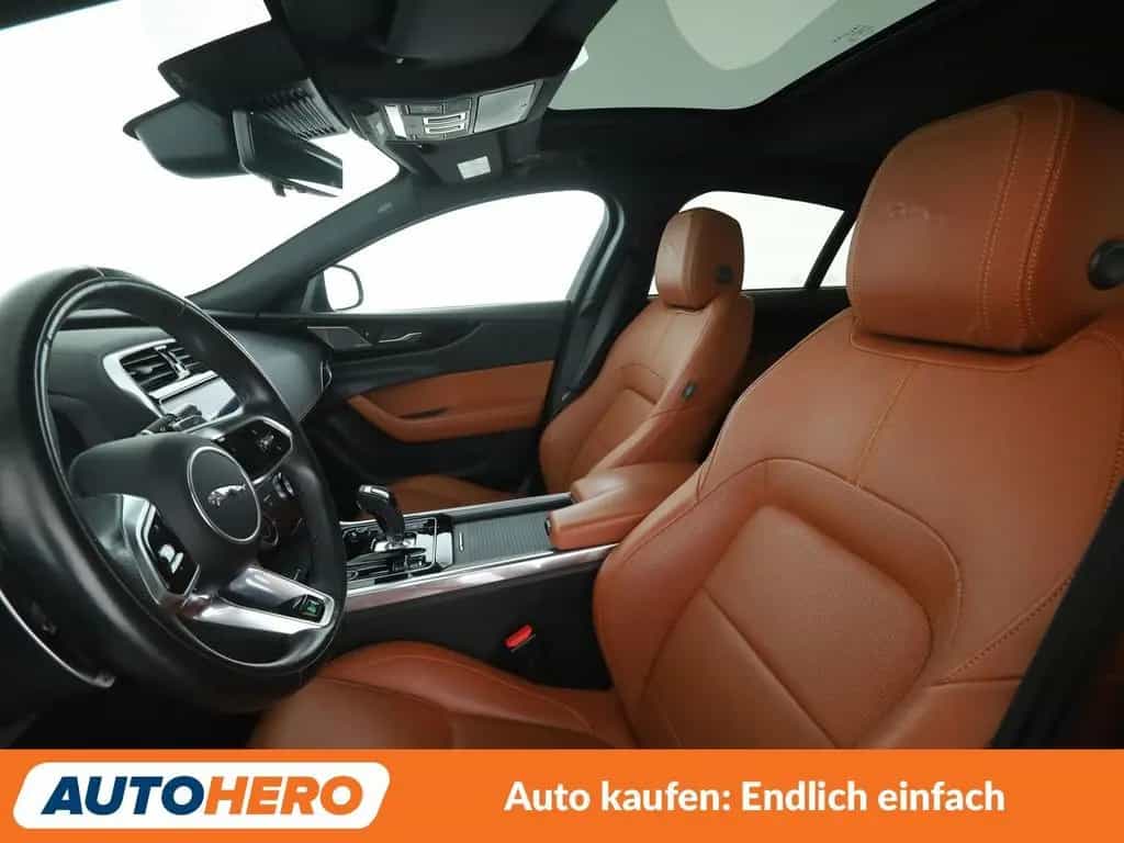 Jaguar XE 25t R-Dynamic SE Aut.*NAVI*360CAM*ACC*LED* 04/2021-photo-9