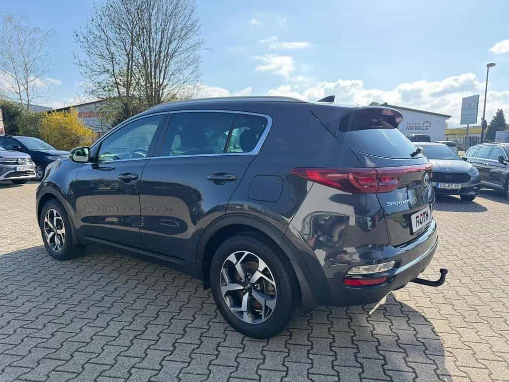 Kia Sportage 1.6 TGDI *LED*Kamera*Pano*AHK 11/2019-photo-2