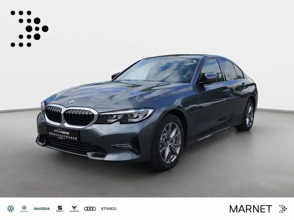 BMW 3 Series 330e Sport Line Steptronic Shadow*Navi*AHK*LED*E 02/2020-photo-0
