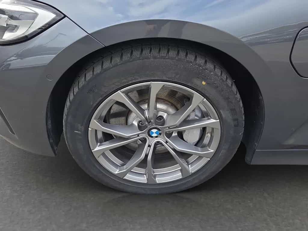 BMW 3 Series 330e Sport Line Steptronic Shadow*Navi*AHK*LED*E 02/2020-photo-12
