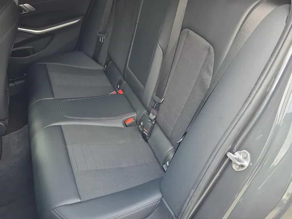 BMW 3 Series 330e Sport Line Steptronic Shadow*Navi*AHK*LED*E 02/2020-photo-14