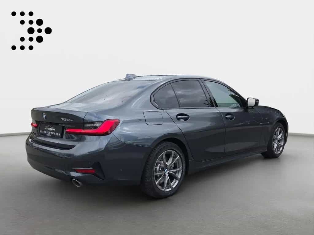 BMW 3 Series 330e Sport Line Steptronic Shadow*Navi*AHK*LED*E 02/2020-photo-16
