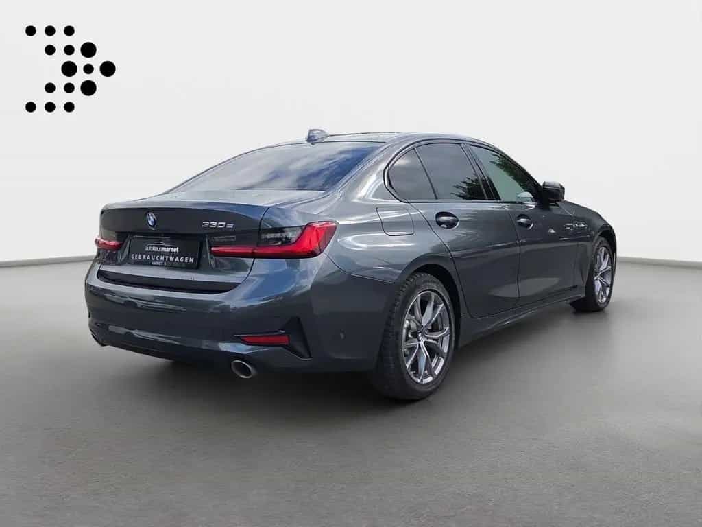 BMW 3 Series 330e Sport Line Steptronic Shadow*Navi*AHK*LED*E 02/2020-photo-2