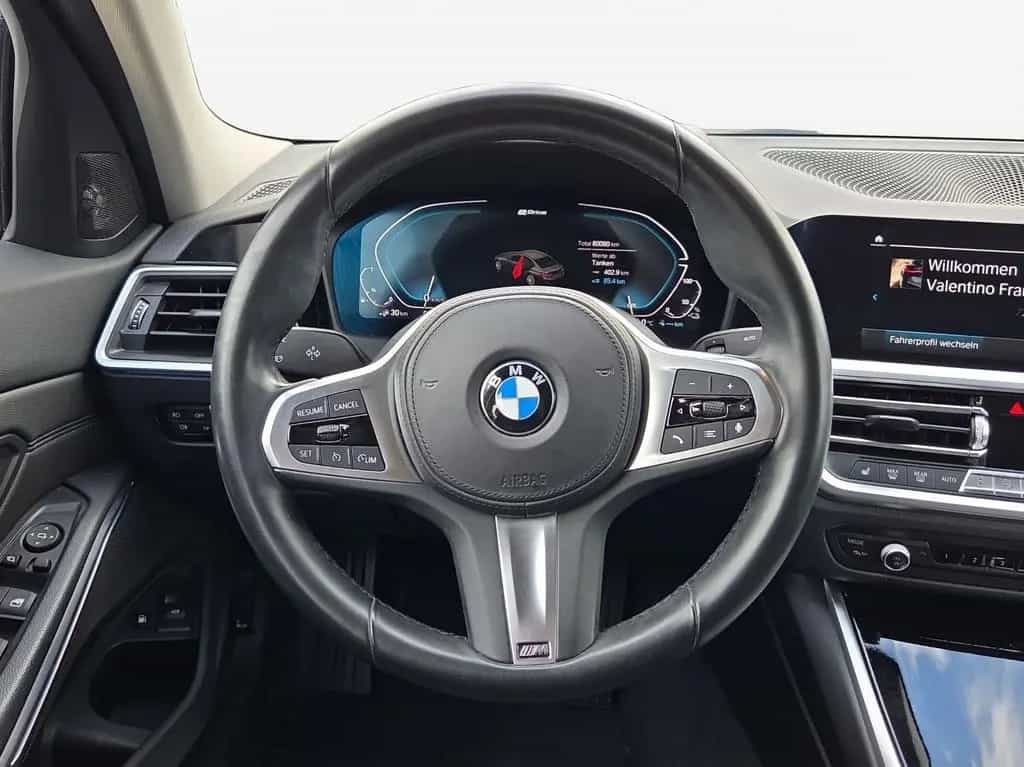 BMW 3 Series 330e Sport Line Steptronic Shadow*Navi*AHK*LED*E 02/2020-photo-8
