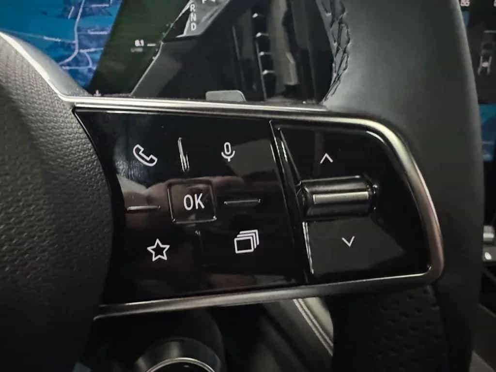 Renault Austral Techno Autom. LED*Navi*Panodach*20 Zoll 01/2026-photo-13
