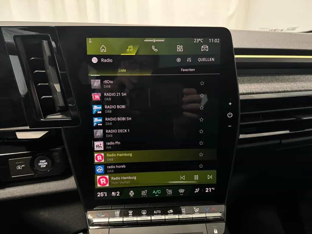 Renault Austral Techno Autom. LED*Navi*Panodach*20 Zoll 01/2026-photo-17