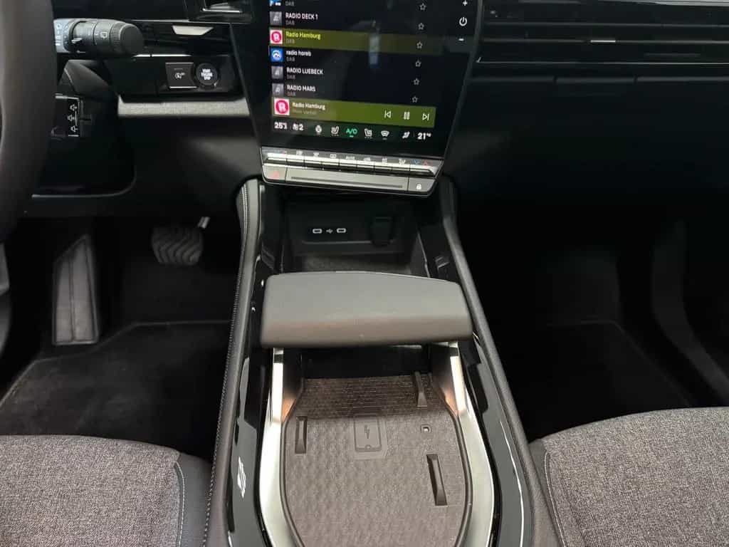 Renault Austral Techno Autom. LED*Navi*Panodach*20 Zoll 01/2026-photo-19