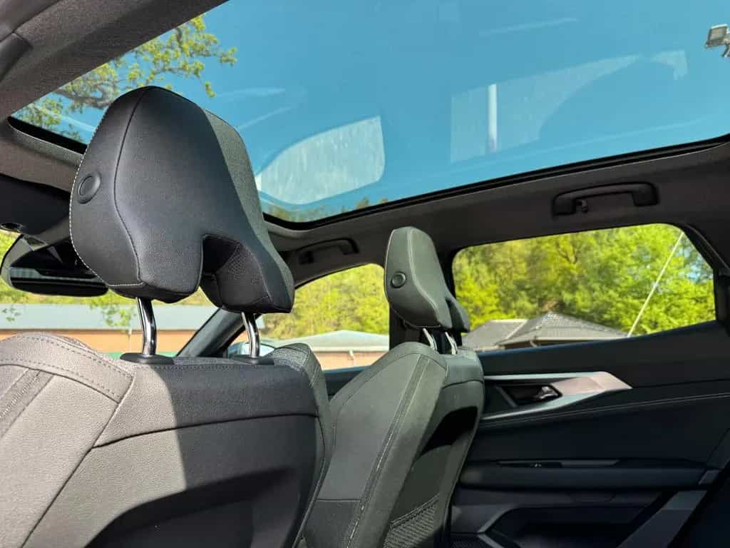 Renault Austral Techno Autom. LED*Navi*Panodach*20 Zoll 01/2026-photo-22