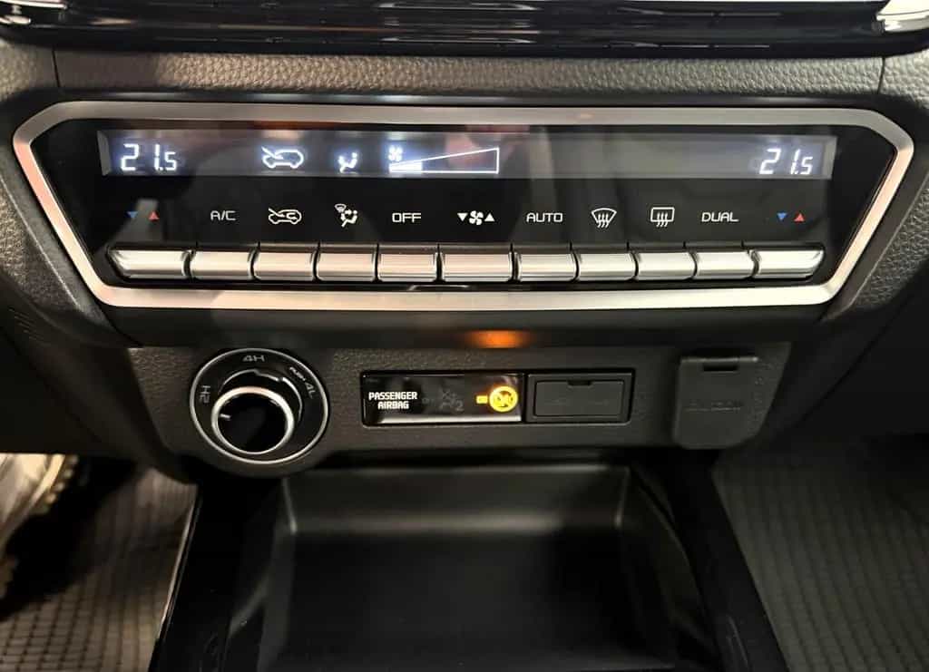 Isuzu D-Max 4x4 LSE °ASSISTENZ°LEDER°RFK°LED°AHK° 08/2024-photo-14