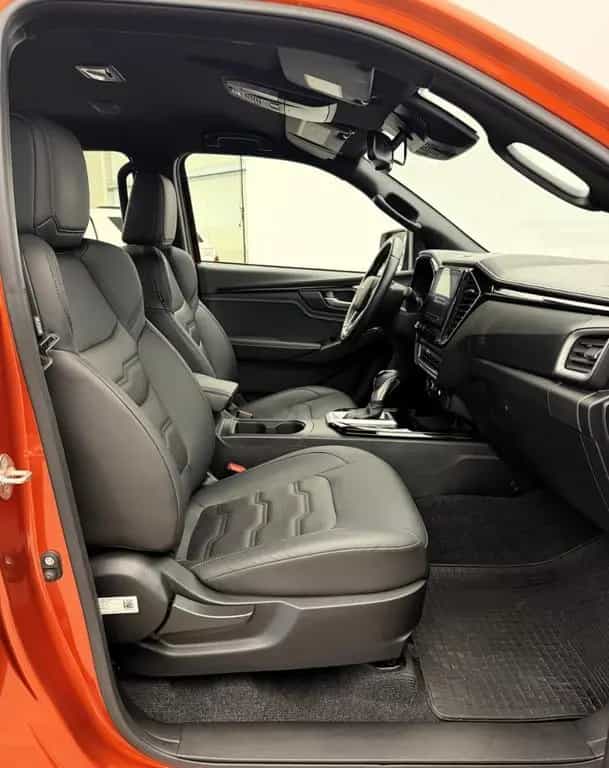 Isuzu D-Max 4x4 LSE °ASSISTENZ°LEDER°RFK°LED°AHK° 08/2024-photo-19
