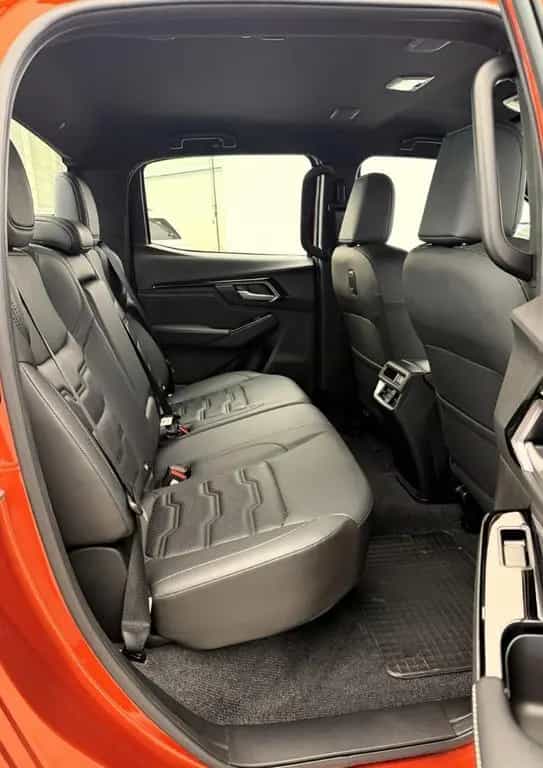 Isuzu D-Max 4x4 LSE °ASSISTENZ°LEDER°RFK°LED°AHK° 08/2024-photo-22