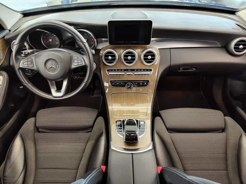 Mercedes-Benz C 250 AMG Line Limousine LED SHZ 03/2018-photo-14