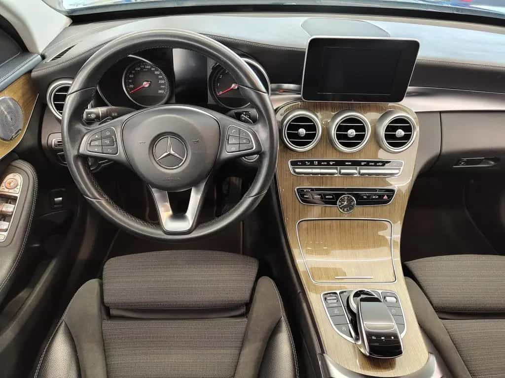 Mercedes-Benz C 250 AMG Line Limousine LED SHZ 03/2018-photo-15