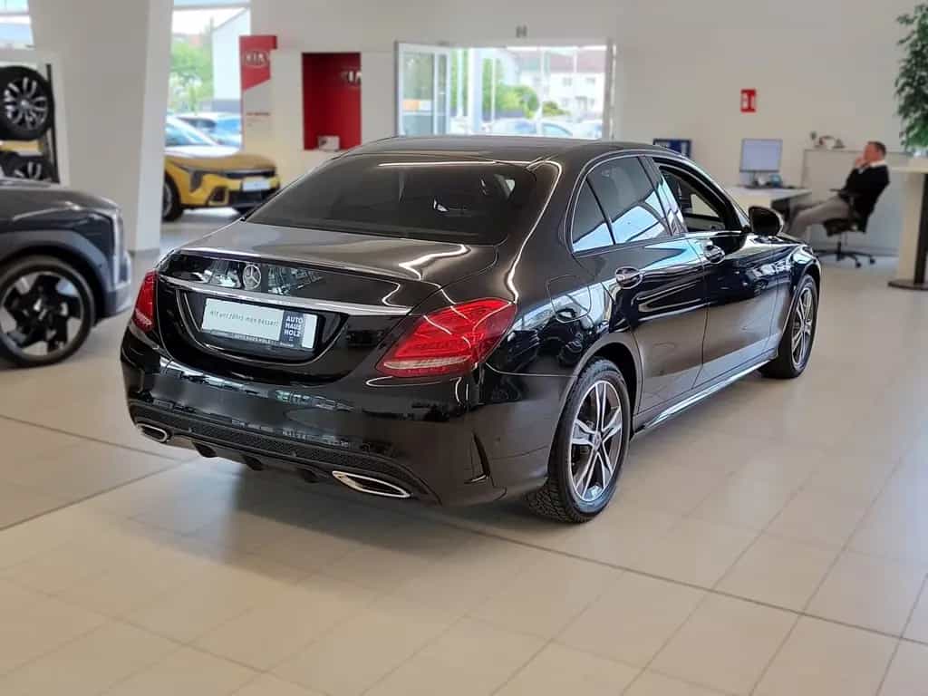 Mercedes-Benz C 250 AMG Line Limousine LED SHZ 03/2018-photo-3