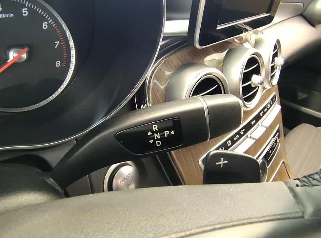 Mercedes-Benz C 250 AMG Line Limousine LED SHZ 03/2018-photo-31