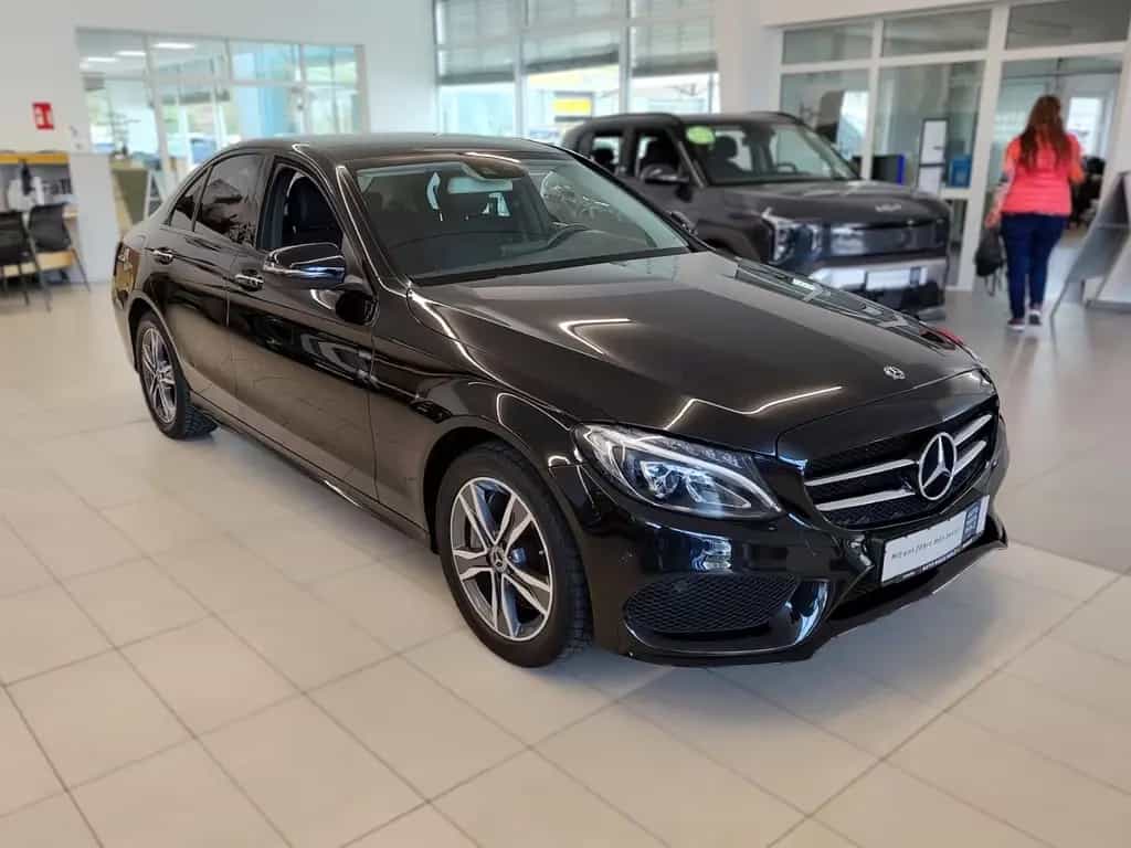 Mercedes-Benz C 250 AMG Line Limousine LED SHZ 03/2018-photo-4