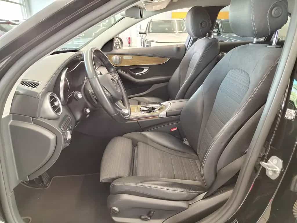 Mercedes-Benz C 250 AMG Line Limousine LED SHZ 03/2018-photo-7