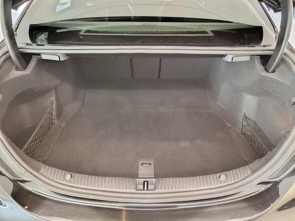 Mercedes-Benz C 250 AMG Line Limousine LED SHZ 03/2018-photo-9