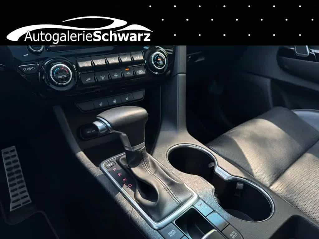 Kia Sportage 4WD GT-LINE LED NAV+KAM LEDER AHK PANO 02/2018-photo-27