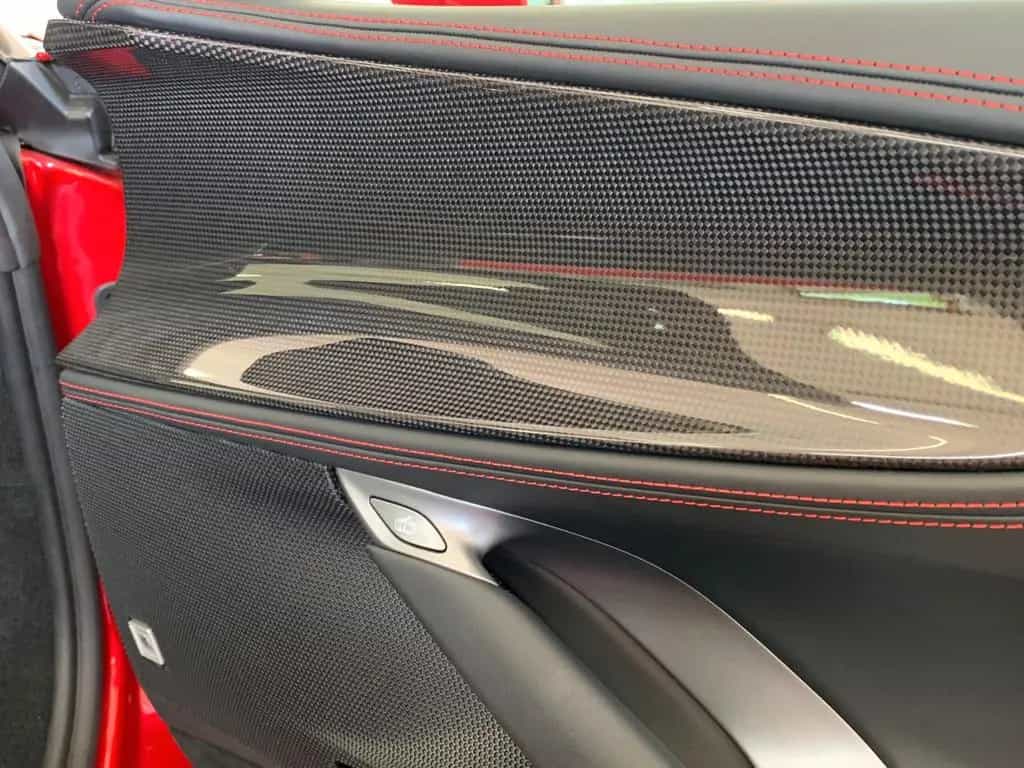 Ferrari SF90 Spider null-photo-11