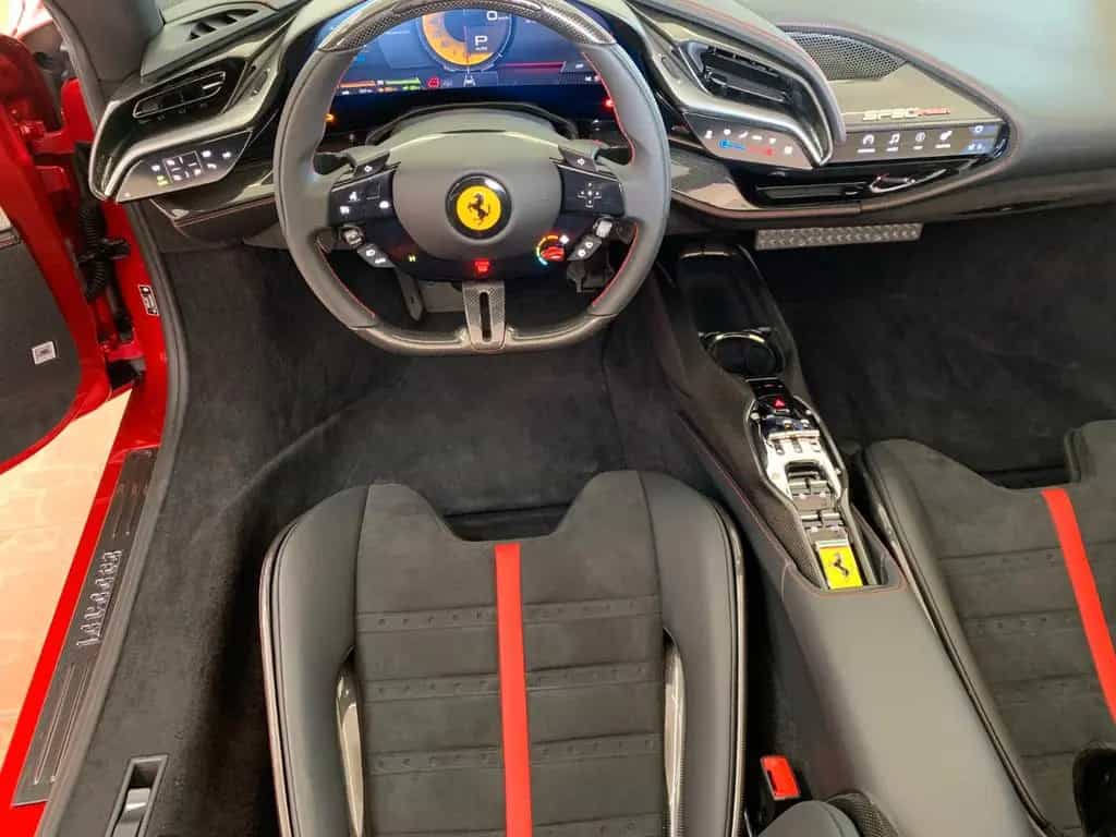Ferrari SF90 Spider null-photo-9