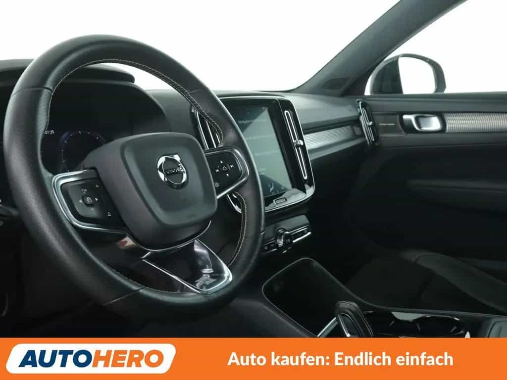 Volvo XC40 2.0 D4 R-Design AWD Aut.*NAVI*LED*ACC*CAM* 09/2018-photo-10