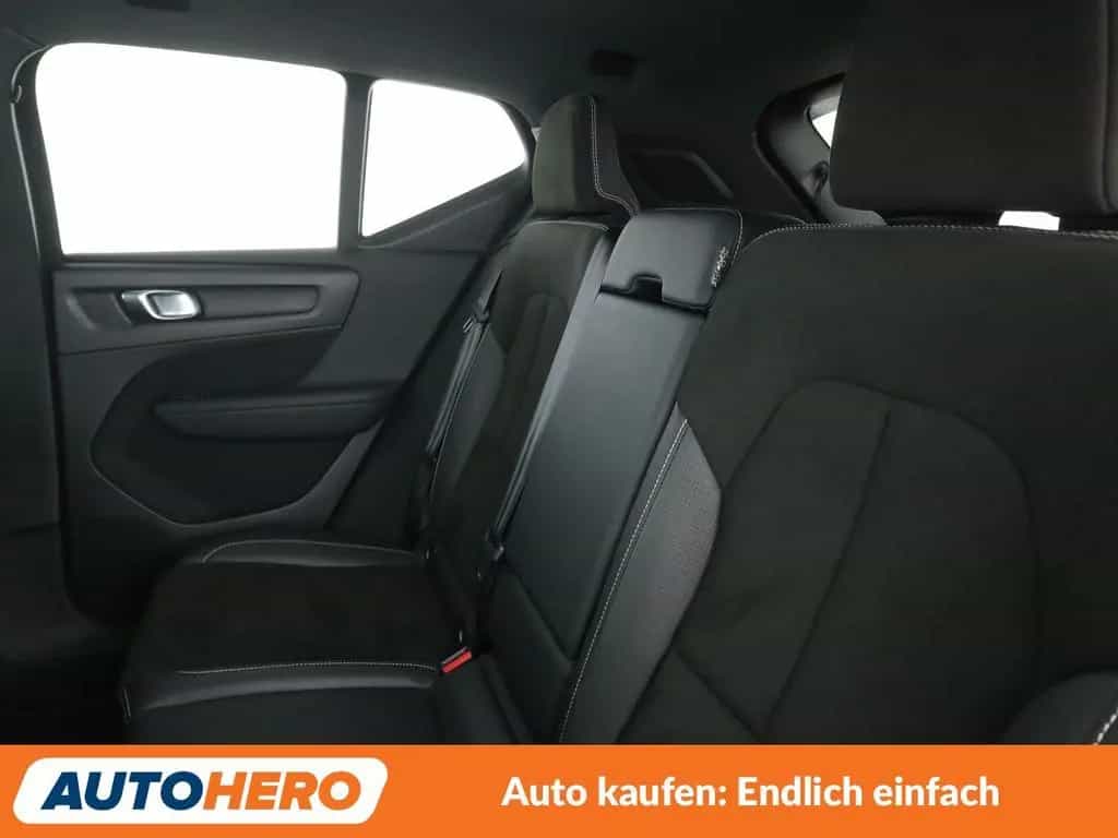Volvo XC40 2.0 D4 R-Design AWD Aut.*NAVI*LED*ACC*CAM* 09/2018-photo-13