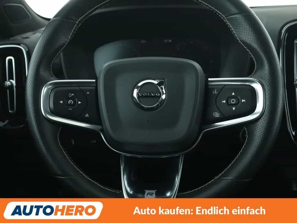 Volvo XC40 2.0 D4 R-Design AWD Aut.*NAVI*LED*ACC*CAM* 09/2018-photo-18