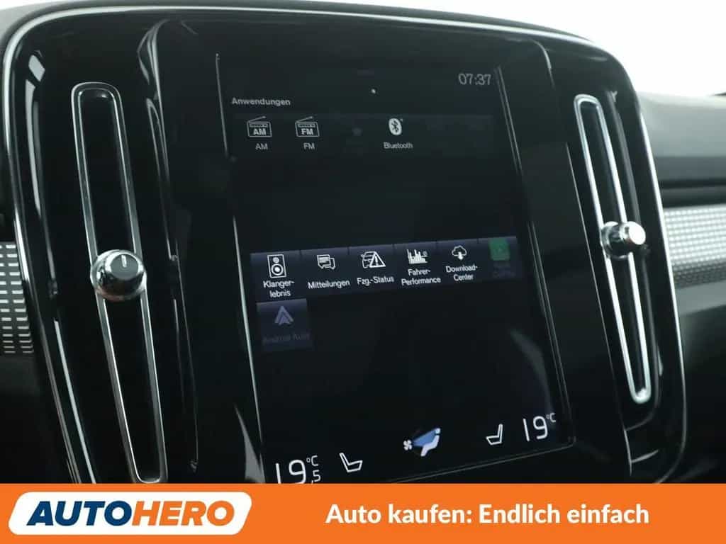 Volvo XC40 2.0 D4 R-Design AWD Aut.*NAVI*LED*ACC*CAM* 09/2018-photo-22