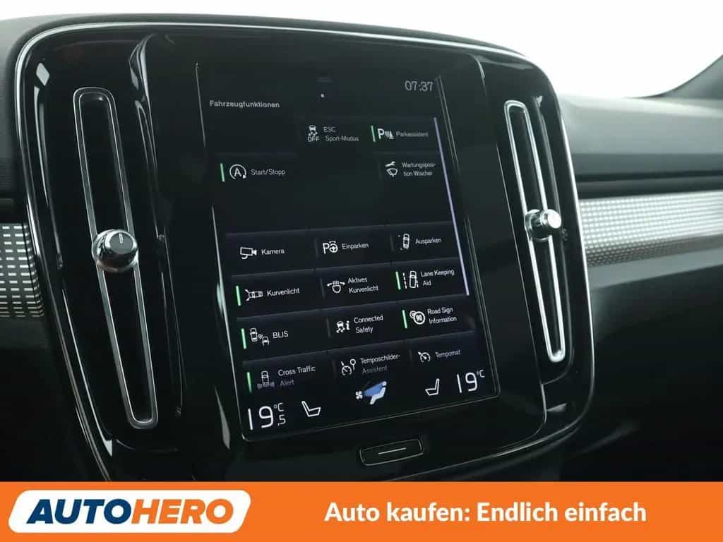 Volvo XC40 2.0 D4 R-Design AWD Aut.*NAVI*LED*ACC*CAM* 09/2018-photo-23