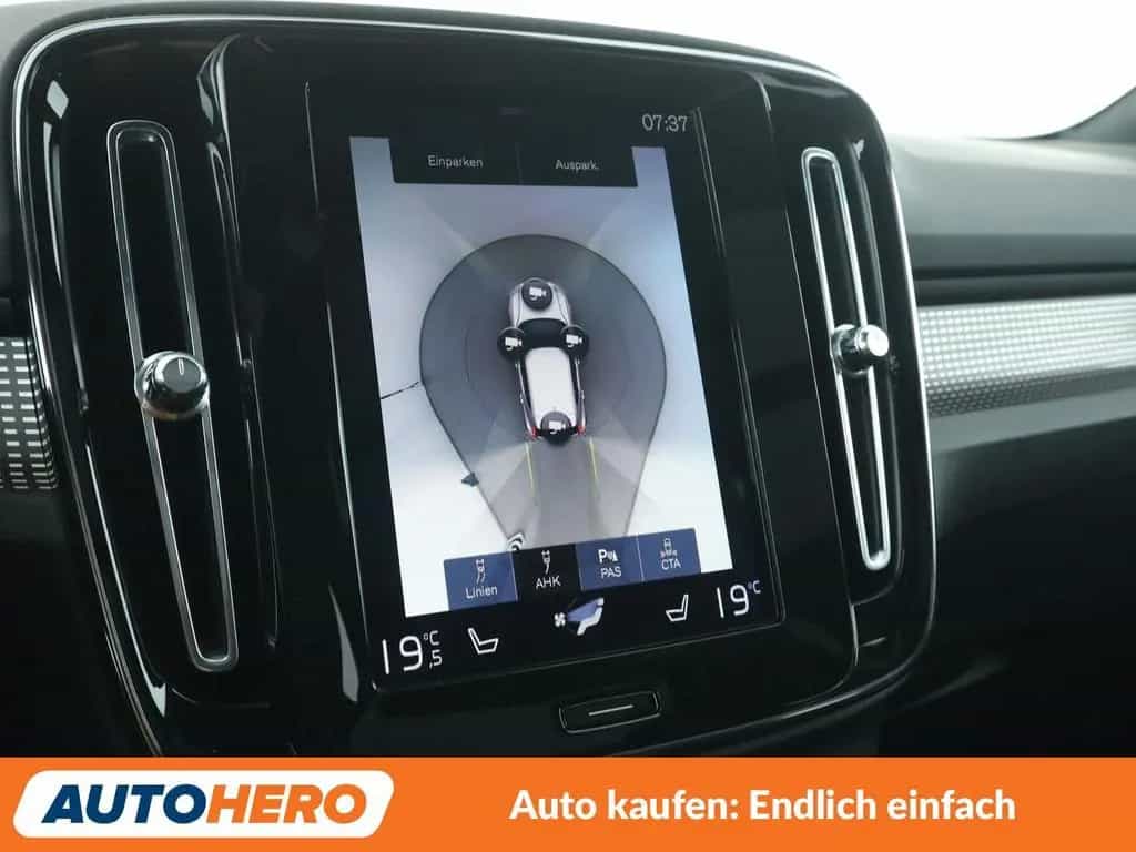 Volvo XC40 2.0 D4 R-Design AWD Aut.*NAVI*LED*ACC*CAM* 09/2018-photo-24