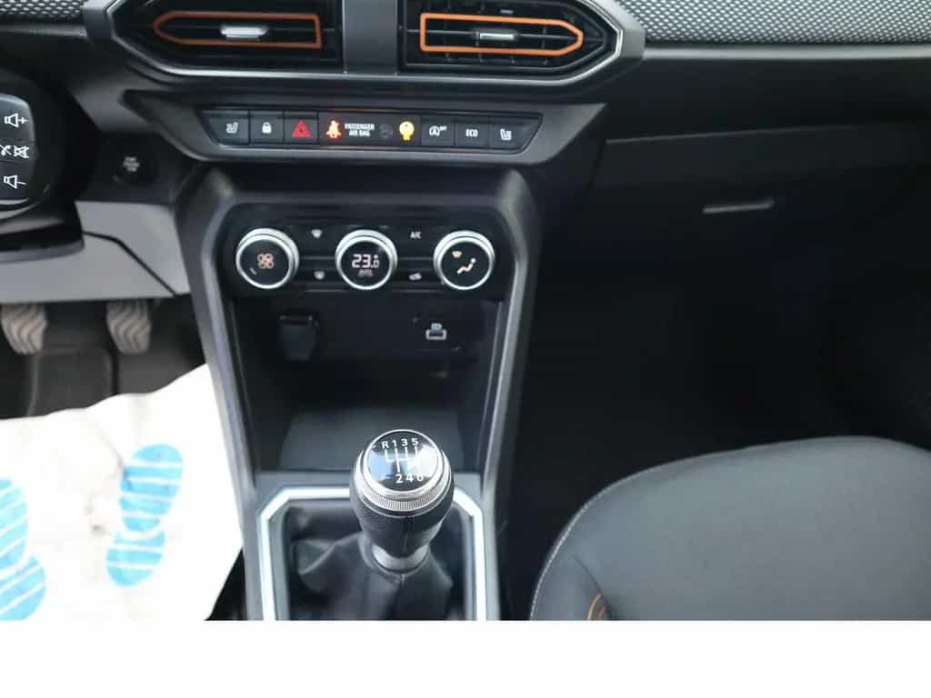 Dacia Sandero III Stepway Ultimate 1hd Navi Scheckheft 01/2023-photo-17