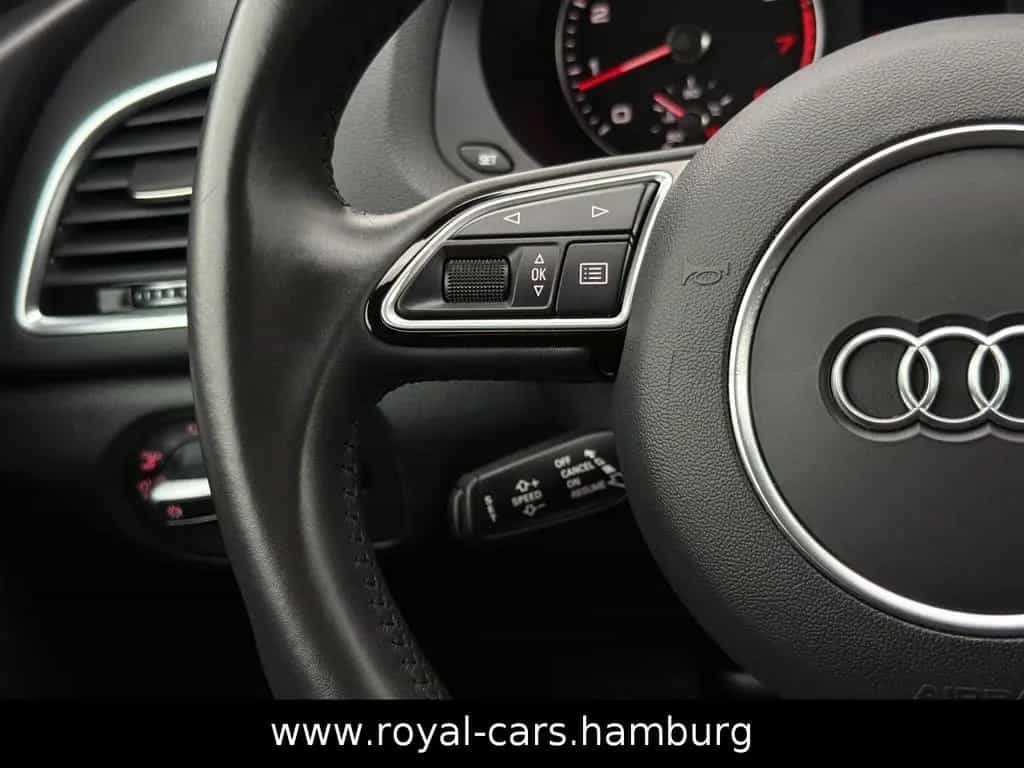 Audi Q3 sport quattro NAVI*KLIMA*PDC*SHZ*LEDER*XENON 07/2018-photo-19