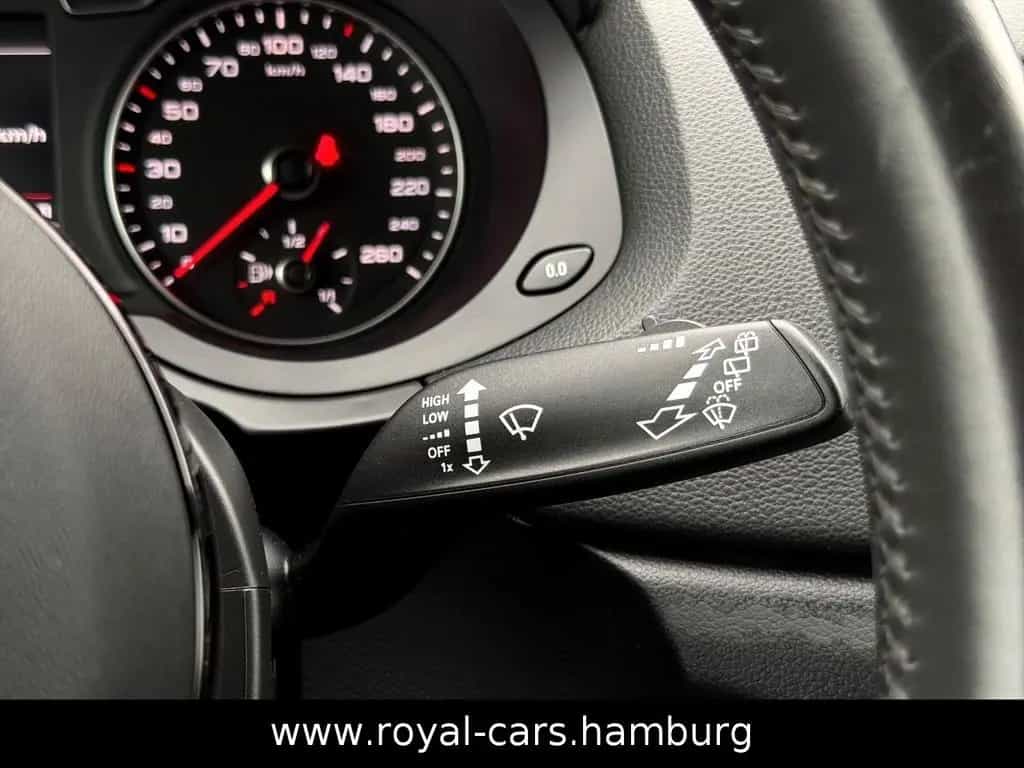 Audi Q3 sport quattro NAVI*KLIMA*PDC*SHZ*LEDER*XENON 07/2018-photo-22