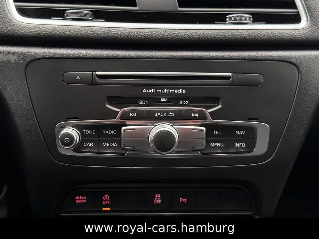 Audi Q3 sport quattro NAVI*KLIMA*PDC*SHZ*LEDER*XENON 07/2018-photo-23