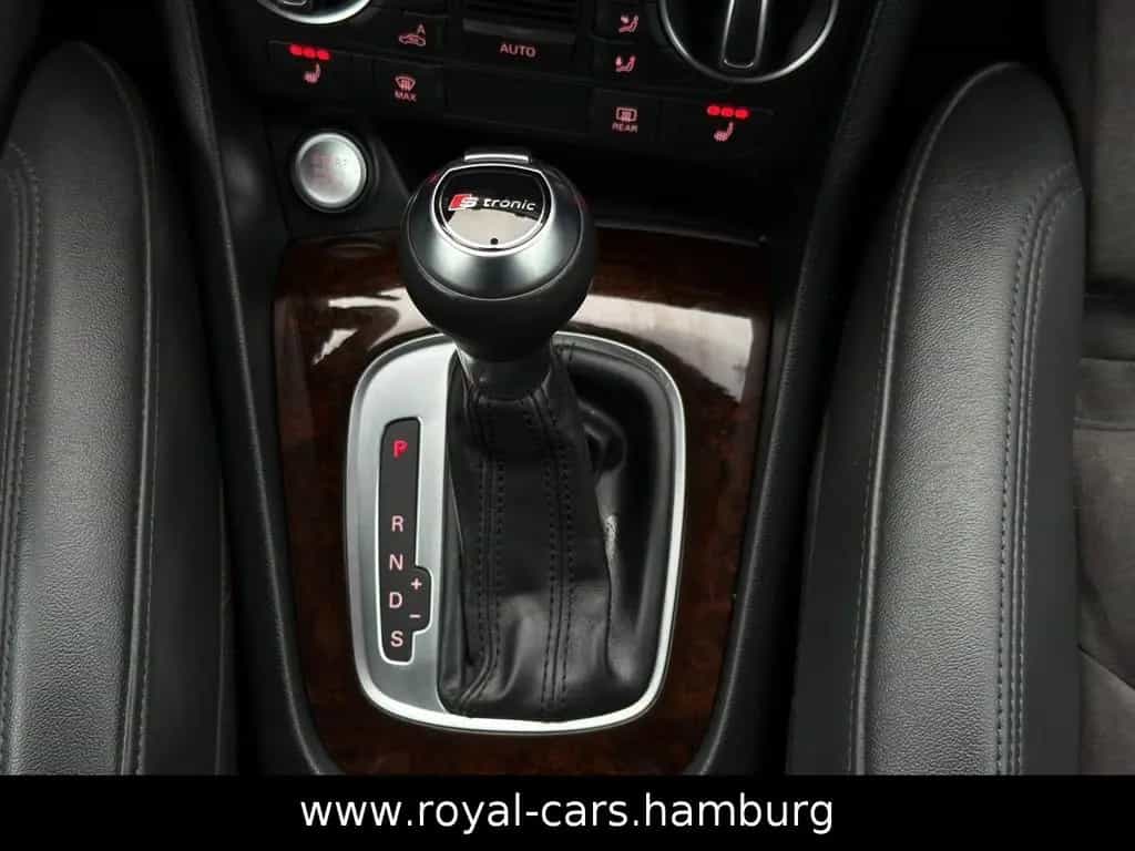 Audi Q3 sport quattro NAVI*KLIMA*PDC*SHZ*LEDER*XENON 07/2018-photo-25