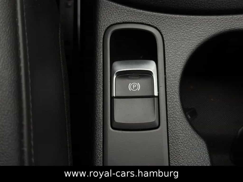 Audi Q3 sport quattro NAVI*KLIMA*PDC*SHZ*LEDER*XENON 07/2018-photo-26